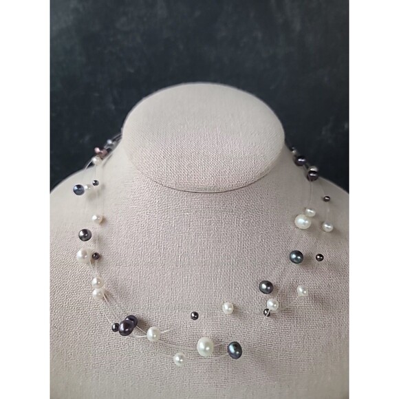 JCM 14KT Yellow Gold Clasp Three Strand Pearl Illusion Necklace Vintage - Picture 4 of 10